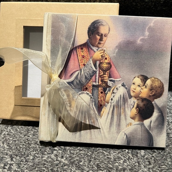 NIB Terra Traditions Communion Photo Album - Picture 2 of 4